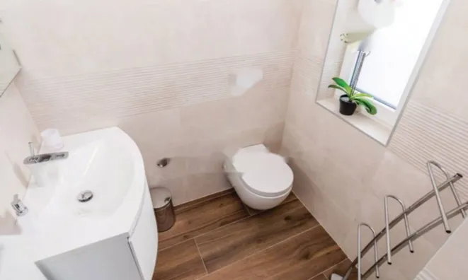 Недвижимость Четырехкомнатная квартира в Побрях: 18