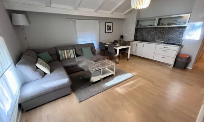 Недвижимость Двухкомнатная квартира, Центр: 2