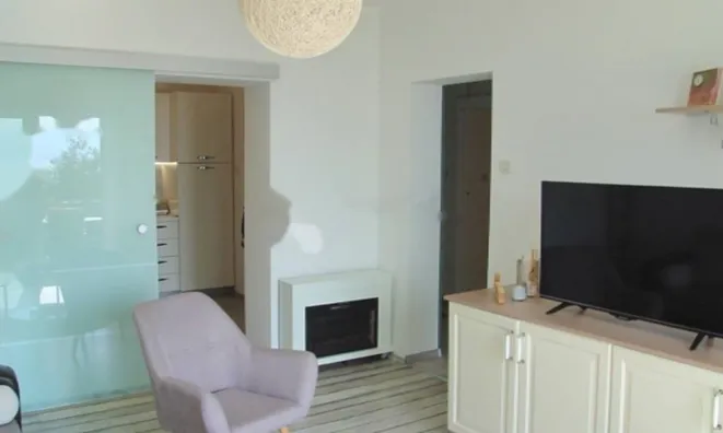 Недвижимость Двухкомнатная квартира в Центре: 4