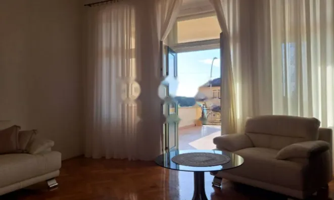 Недвижимость Трёхкомнатная квартира, Побри: 5