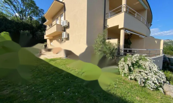 Недвижимость Трёхкомнатная квартира Центр: 24