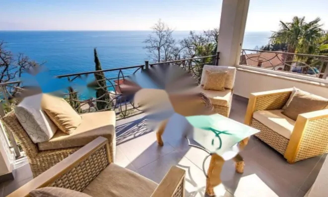 Недвижимость Четырехкомнатная квартира в Опатии: 1