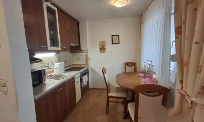 Недвижимость Дом с террасой Ново Залог: 8