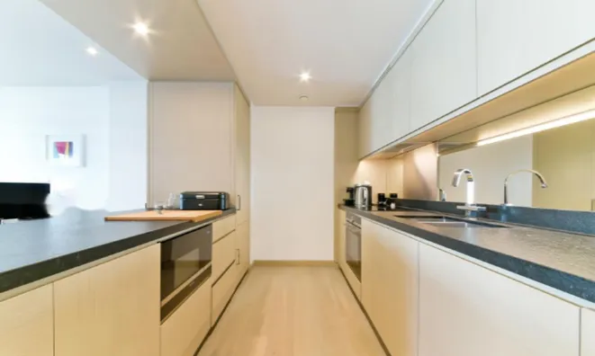 Недвижимость Legacy Building, Embassy Gardens, Nine Elms: 9