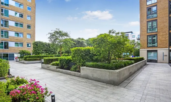 Недвижимость Juniper Drive, Wandsworth Town: 6