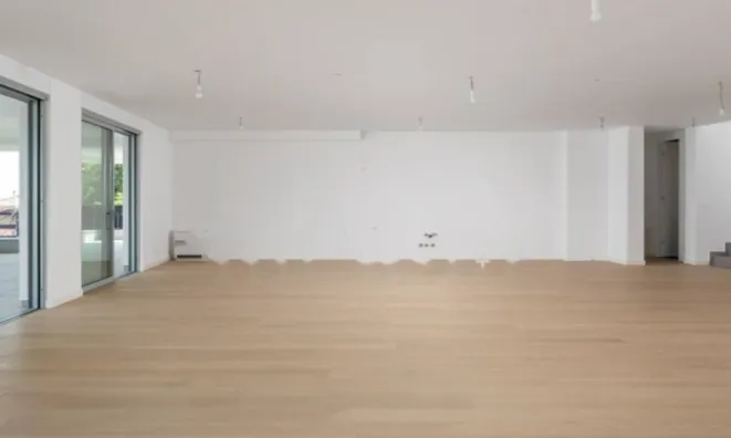 Недвижимость Трёхкомнатная квартира Центр: 14