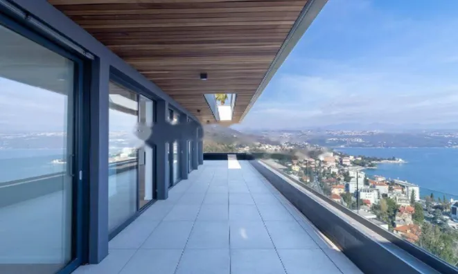 Недвижимость Четырехкомнатная квартира Опатия: 8