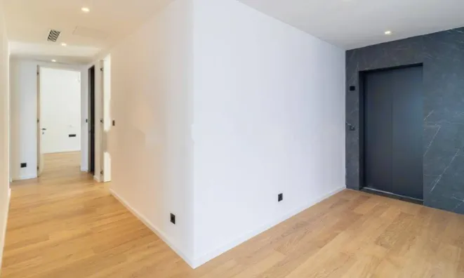 Недвижимость Четырехкомнатная квартира Опатия: 14