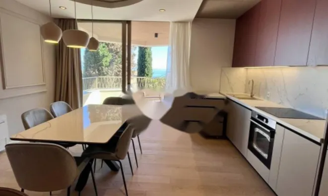 Недвижимость Трехкомнатная квартира в центре Опатии: 2