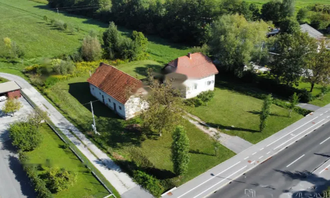 Недвижимость Земельный участок в Черной Вас, Любляна: 2