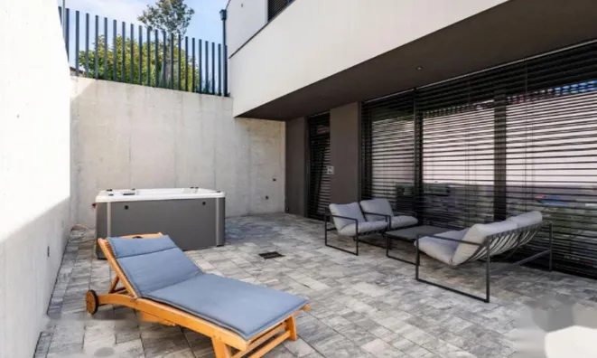 Недвижимость Дом, Сежана: 12