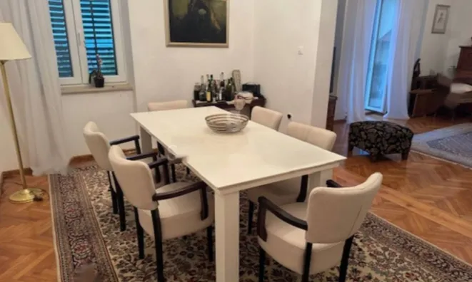 Недвижимость Трехкомнатная квартира Центр: 2