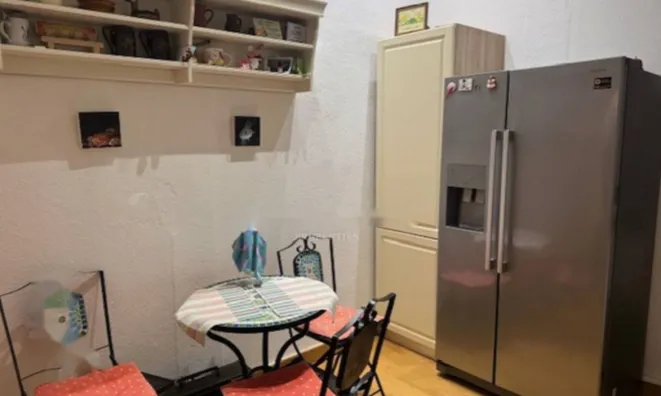 Недвижимость Трехкомнатная квартира Центр: 11