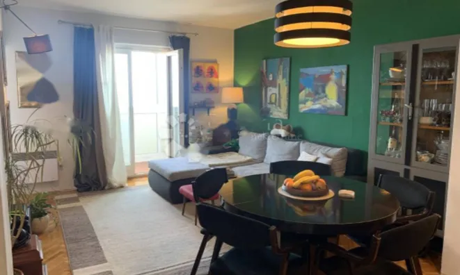 Недвижимость Трёхкомнатная квартира центр: 1