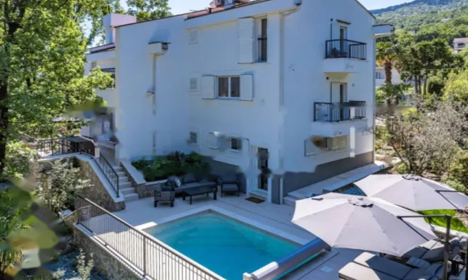 Недвижимость Семейная вилла, Запад Опатия: 76