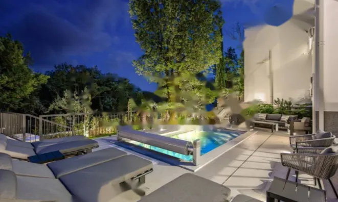 Недвижимость Семейная вилла, Запад Опатия: 80