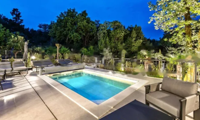 Недвижимость Семейная вилла, Запад Опатия: 85