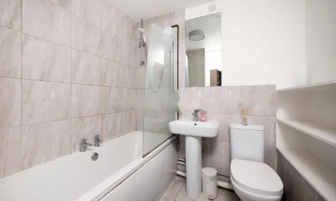 Недвижимость Britten Close: 5