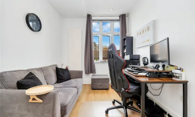 Недвижимость Henriques Street: 3