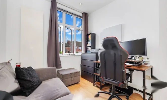 Недвижимость Henriques Street: 4