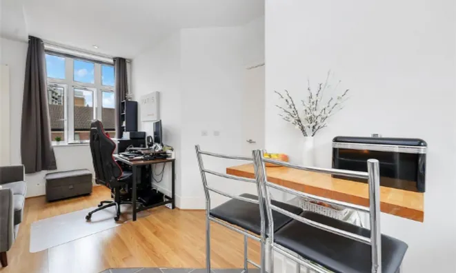 Недвижимость Henriques Street: 11