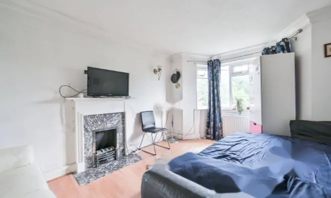 Недвижимость Shoot Up Hill, West Hampstead: 3