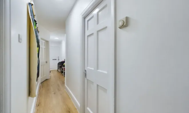 Недвижимость Coles Green Road: 39