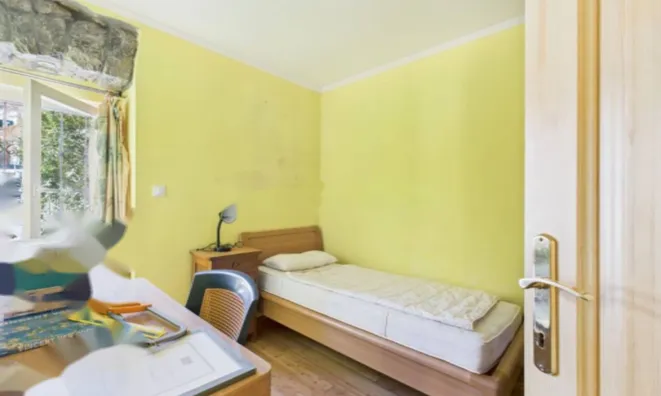 Недвижимость Трёхкомнатная квартира, Центр: 7