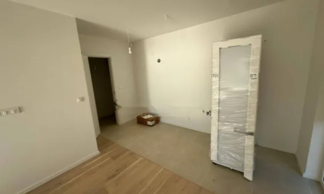 Недвижимость Четырехкомнатная квартира в Центре: 15