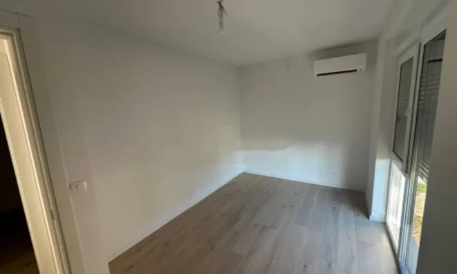 Недвижимость Четырехкомнатная квартира в Центре: 17