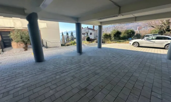 Недвижимость Четырехкомнатная квартира в Центре: 24