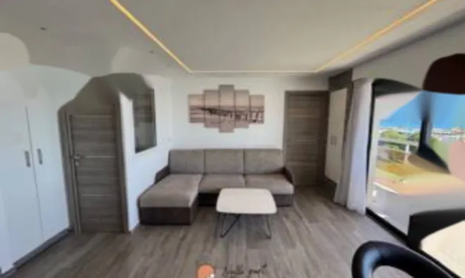 Недвижимость Apartment La Bocca: 2