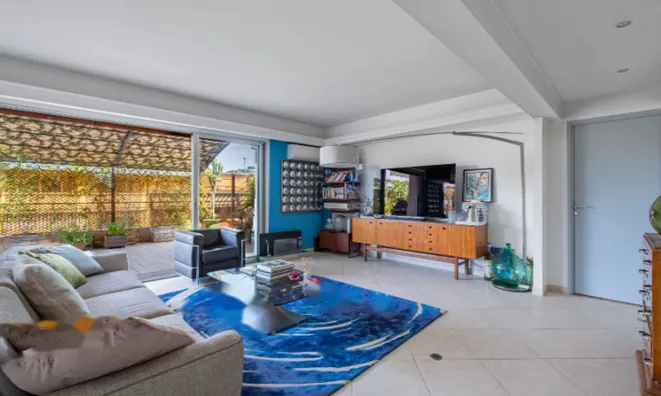 Недвижимость Apartment Carnot Cannes: 3