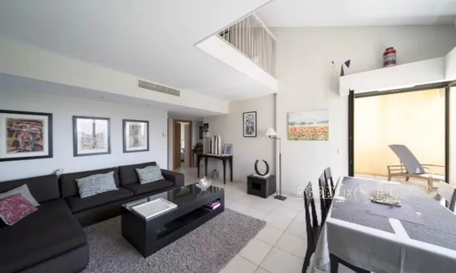 Недвижимость Apartment République, Cannes: 3