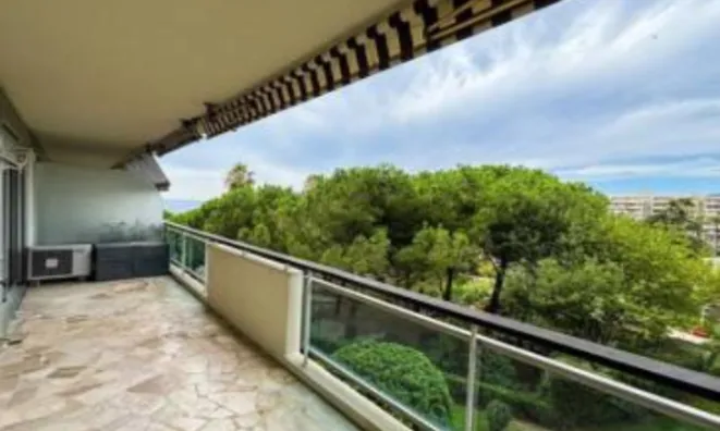 Недвижимость Apartment La Bocca: 2