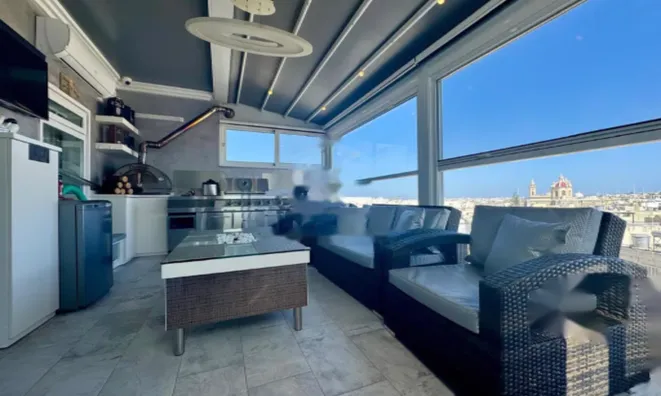 Недвижимость Central Qormi Apartment: 1