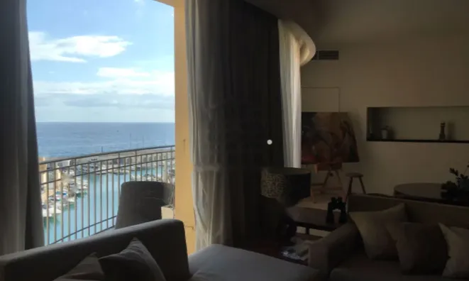 Недвижимость Portomaso Seaside Retreat: 4