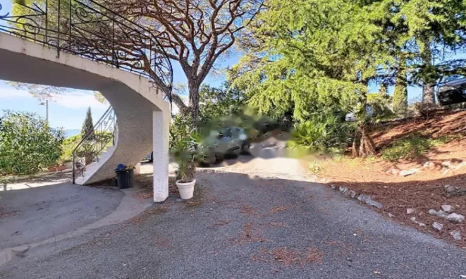 Недвижимость Villa Croix des Gardes: 9