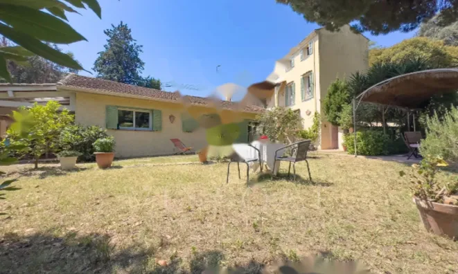 Недвижимость Maison Petit Juas: 1