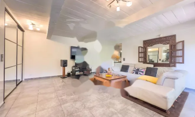 Недвижимость Maison Petit Juas: 3