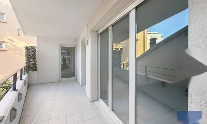 Недвижимость Apartment La Bocca: 13