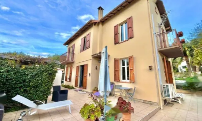 Недвижимость Maison des Gardes Cannes: 1