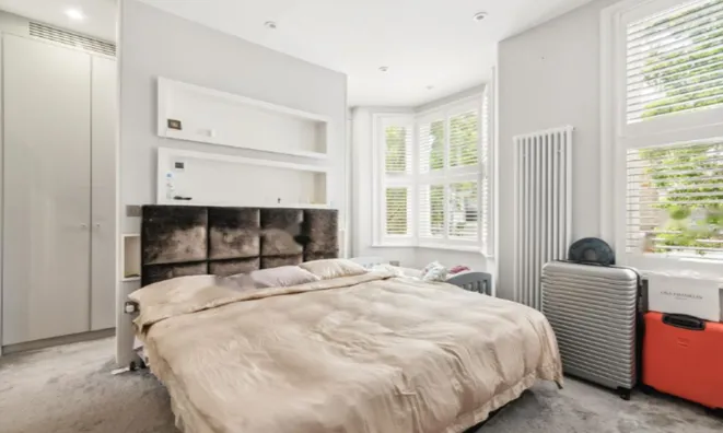 Недвижимость Uverdale Road: 1