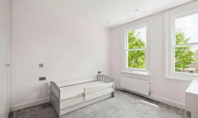 Недвижимость Uverdale Road: 4