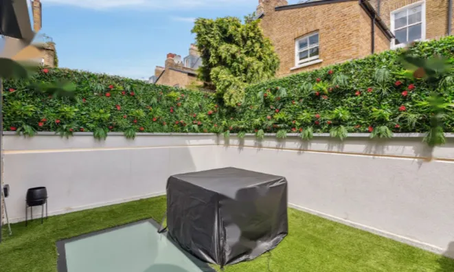 Недвижимость Uverdale Road: 7