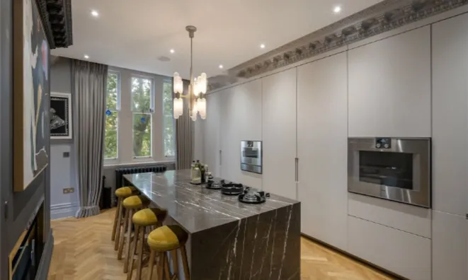 Недвижимость Empire House, Thurloe Place: 17