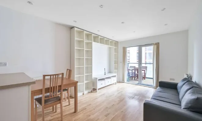 Недвижимость Shearwater Drive, Hendon: 3