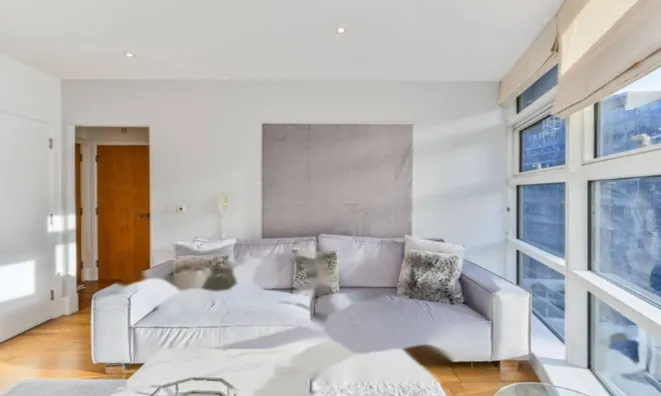 Недвижимость Baltimore House, Battersea Reach, Battersea: 1