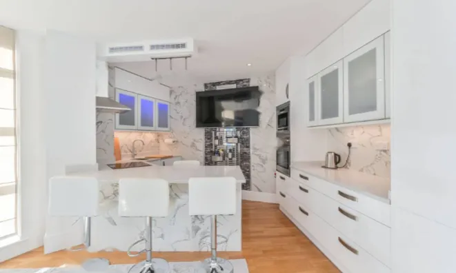 Недвижимость Baltimore House, Battersea Reach, Battersea: 4