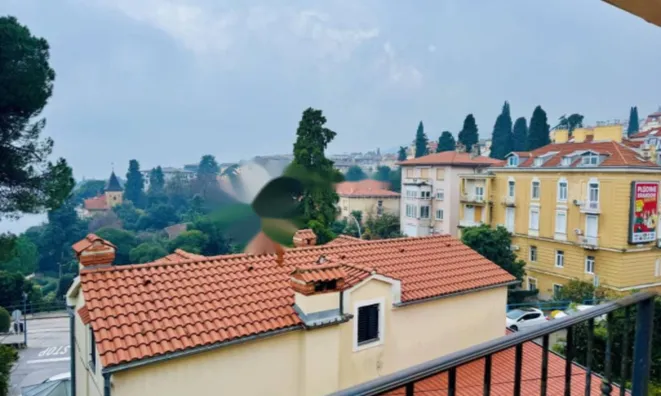 Недвижимость Трёхкомнатная квартира, Центр: 2